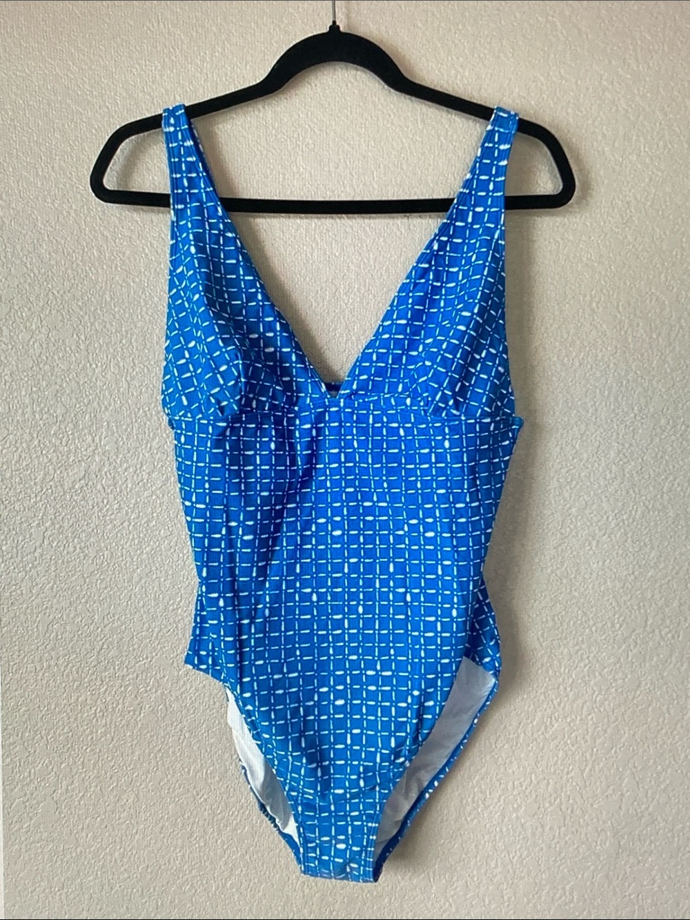 Vineyard Vines Blue Geometric One-Piece Swimsuit